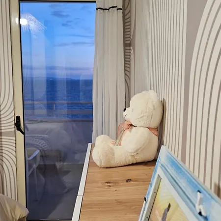 Premium Azure Center Apartment *